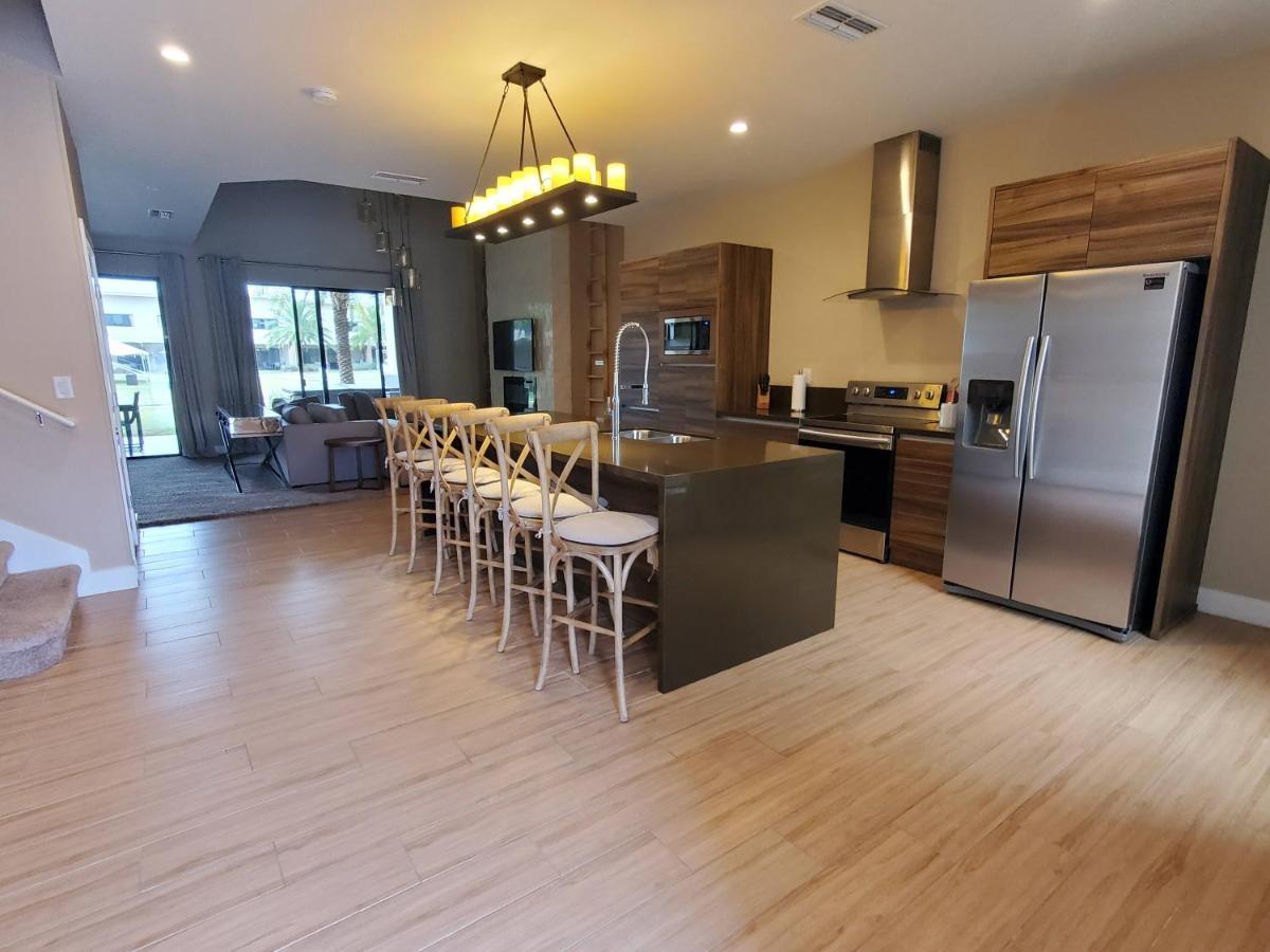 7564 Magic Village 3 Suites Jacuzzi Bbq 8 Min Disney Orlando Bagian luar foto